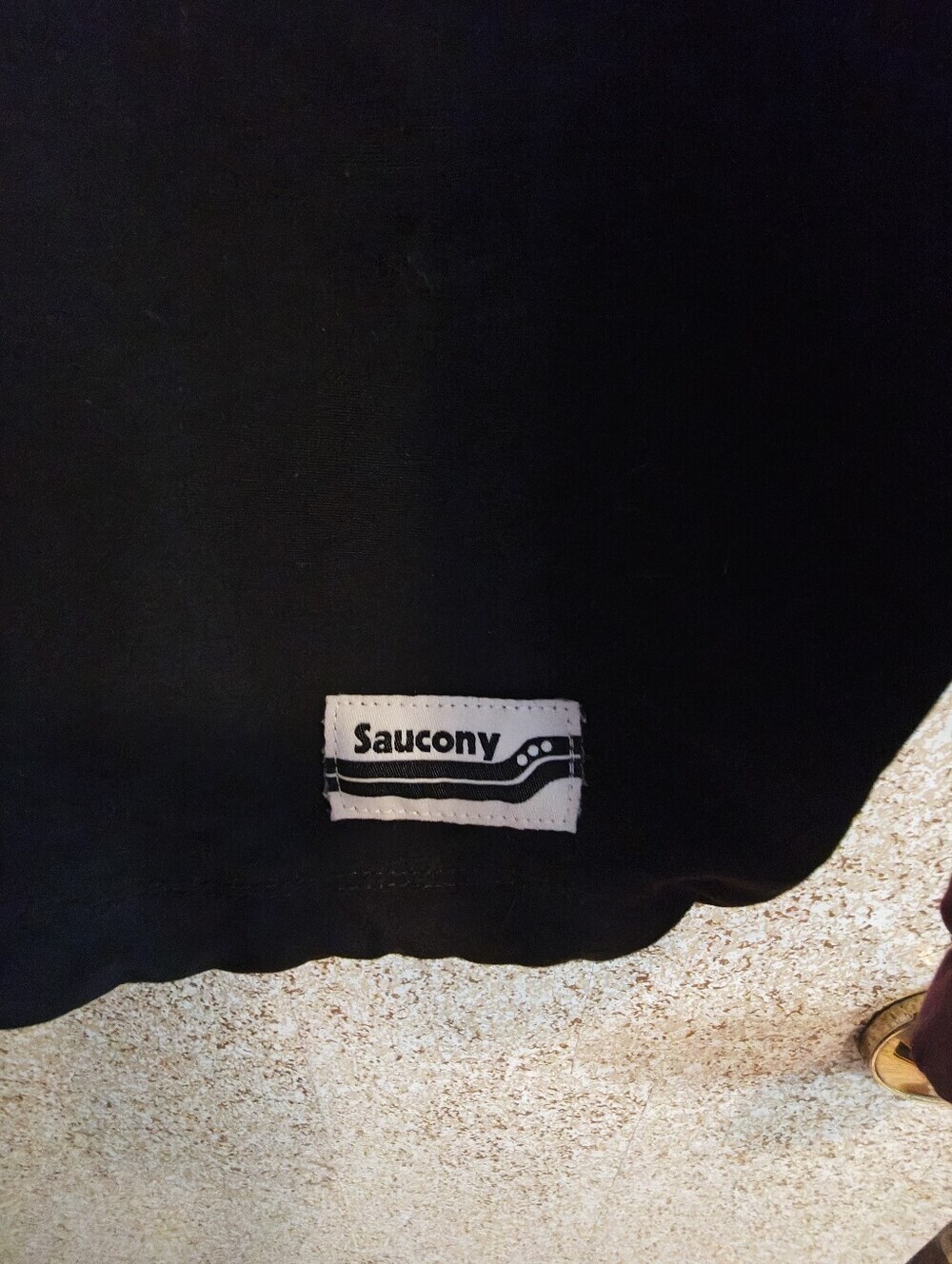Saucony Packable Anorak Jacket Colorblock Black and Magenta Women S - Picture 3 of 4